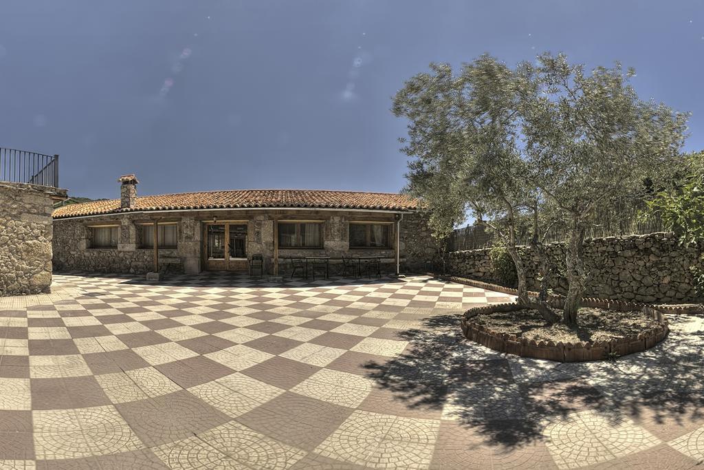 Albergue El Solitario Баньос-де-Монтемайор Экстерьер фото